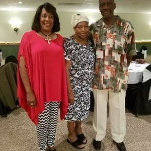 Meet your Posher, Mae